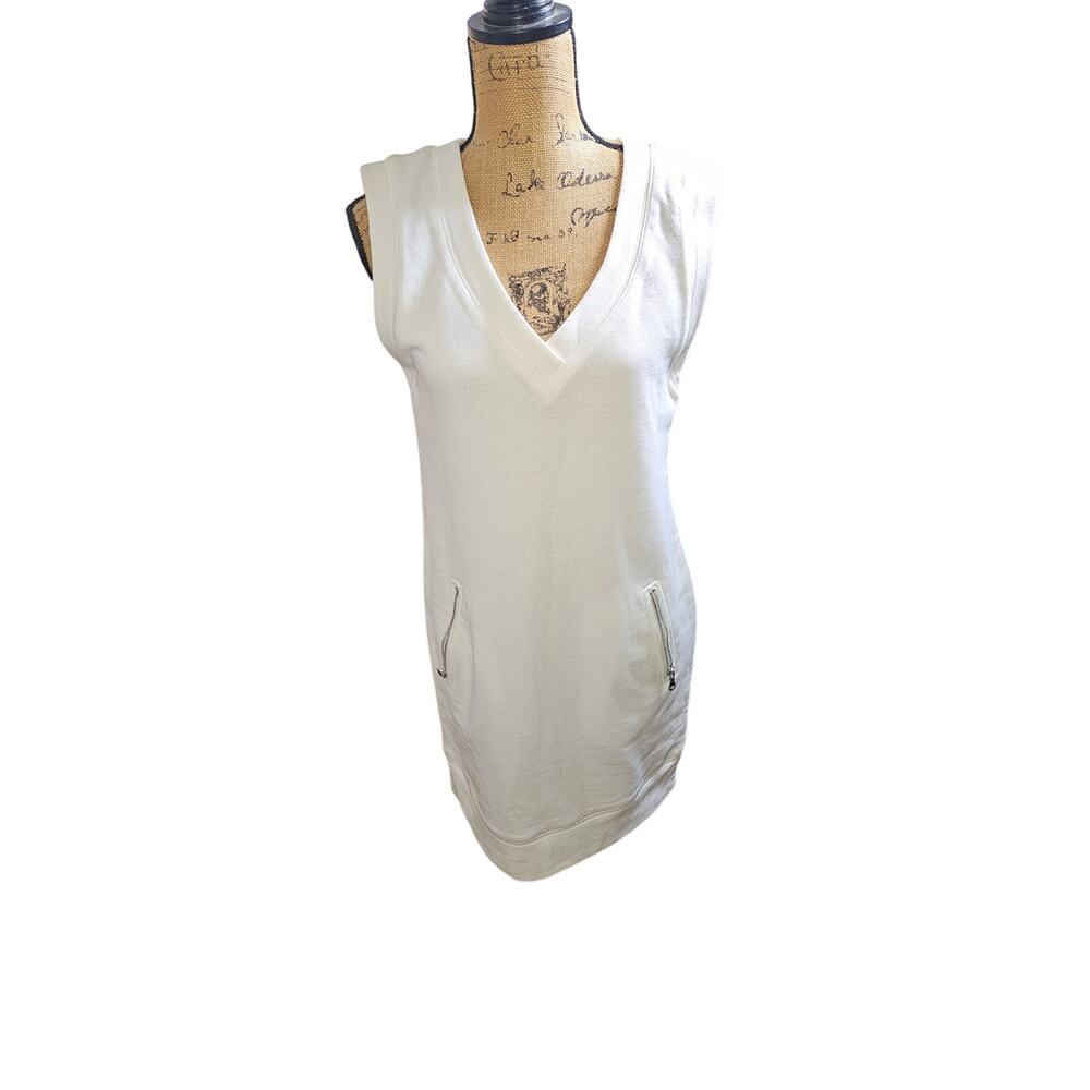 Tina Turk white dress